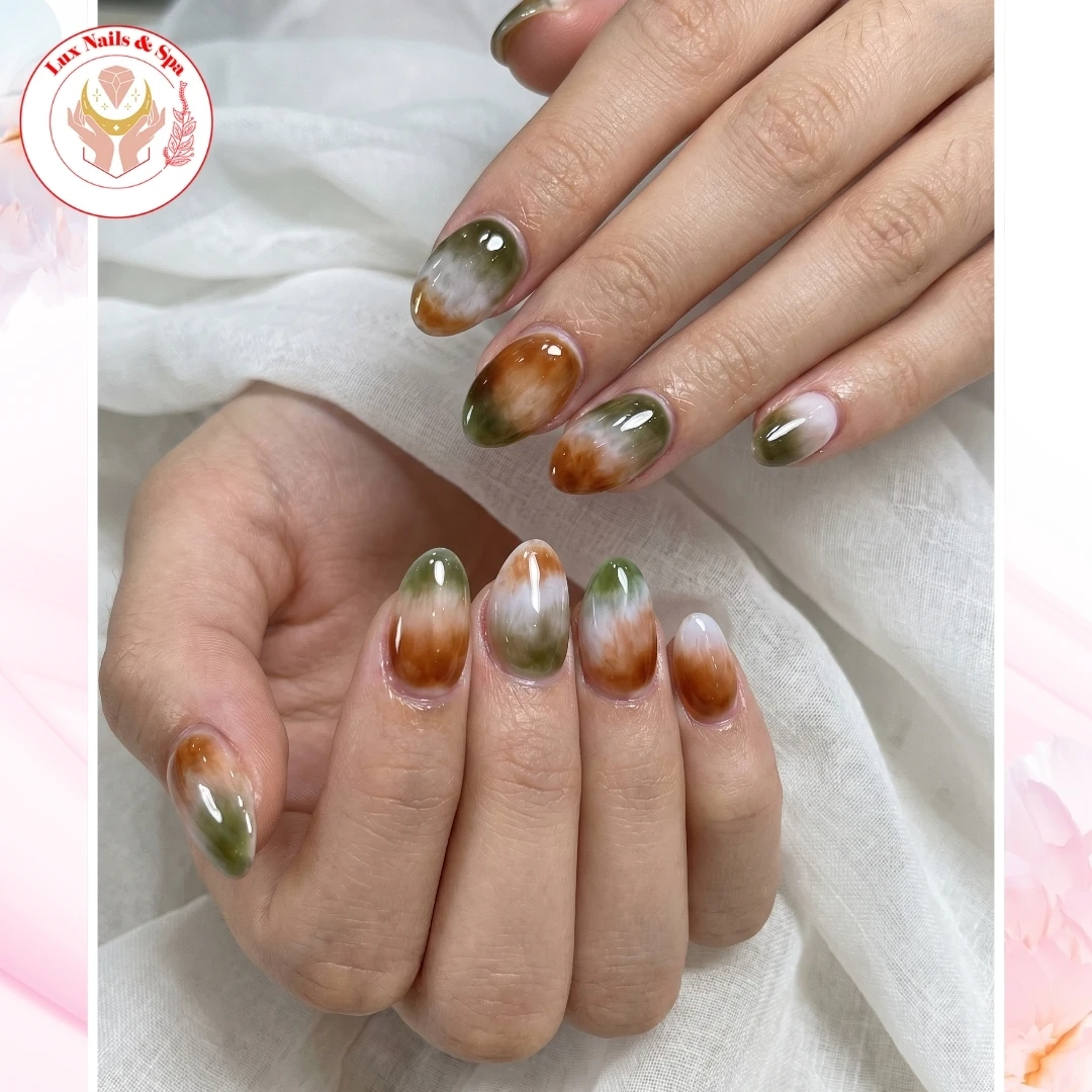 Classic nails